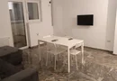 BRASADAS închiriază ap 3 cam etaj 2/3 Sos. Giurgiului.