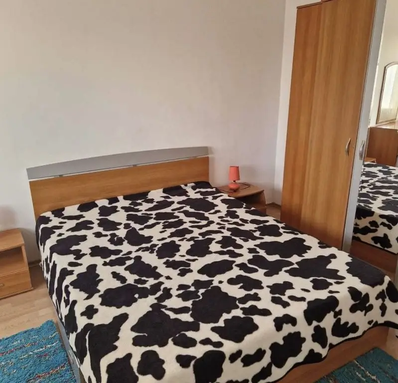 Apartament Constanta 2 camere etaj 4/4, centrala pe gaz
