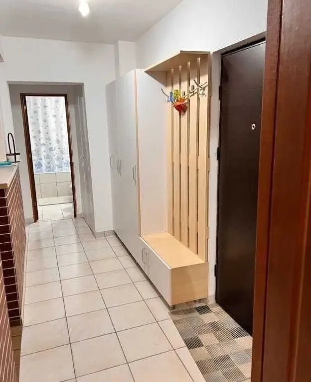 De închiriat apartament 2 camere Iancului