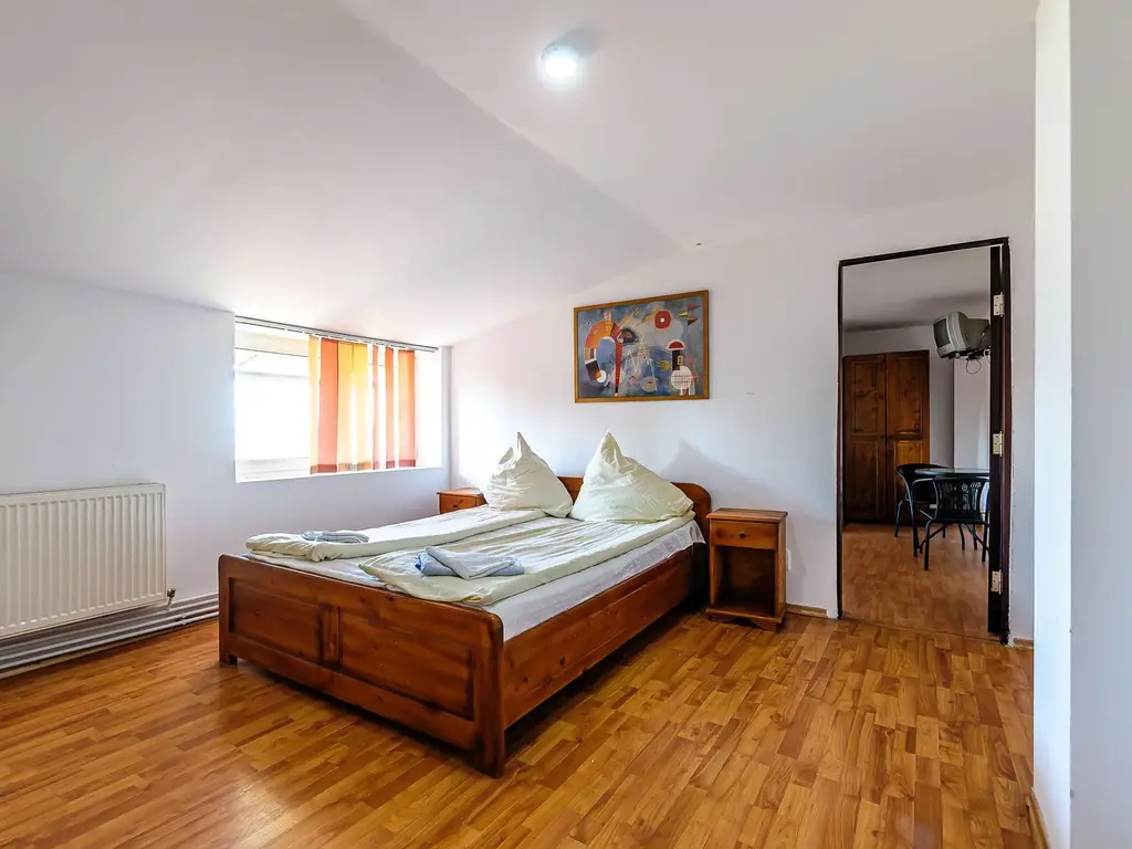 4,2 Ha Motel Restaurant & Servicii TIR DN7 Nădlac, centura Autostradă