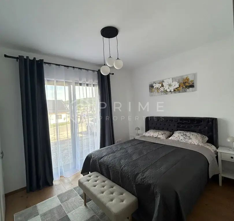 Casă modernă de închiriat – Eleganță și confort în Livezeni