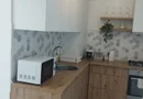 BRASADAS vinde ap 2 cam etaj 7/10 la Burdea