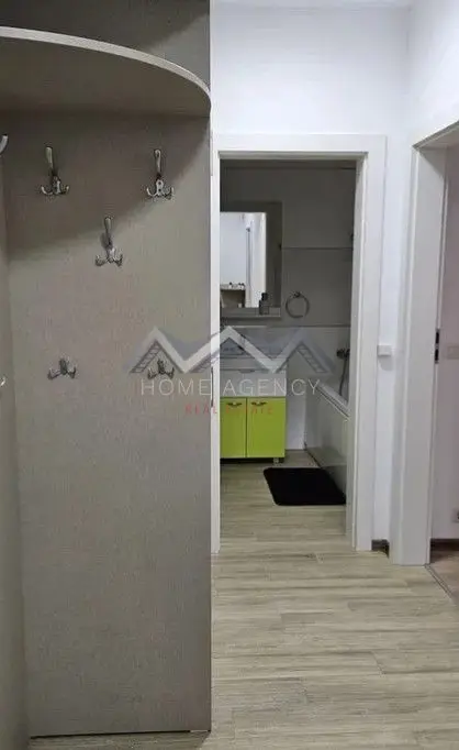 Apartament 2 camere Otopeni central | bucătărie închisă, parcare