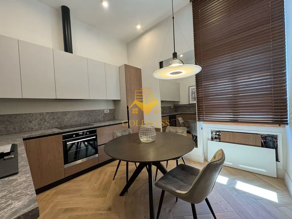 2 camere, Lux, Ultracentral, Parcare, Prima Inchiriere, Piata Unirii