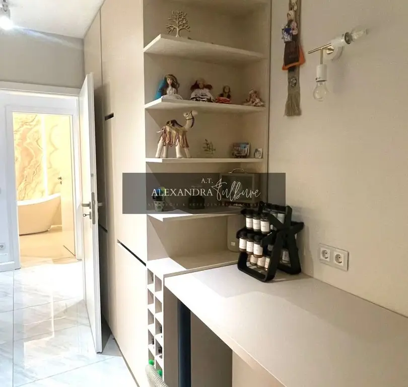 Apartament 2 camere decomandate, etaj intermediar, terasa, parcare