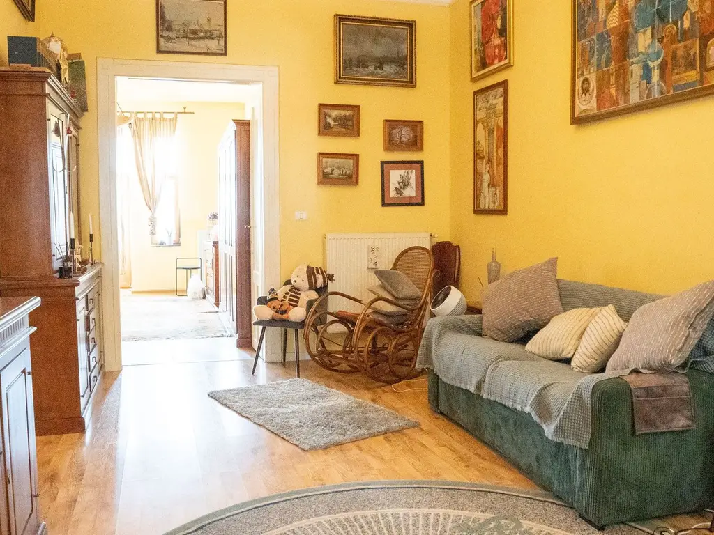 De vânzare: apartament cu 2 camere, etaj 3, str. Ștefan Cicio Pop