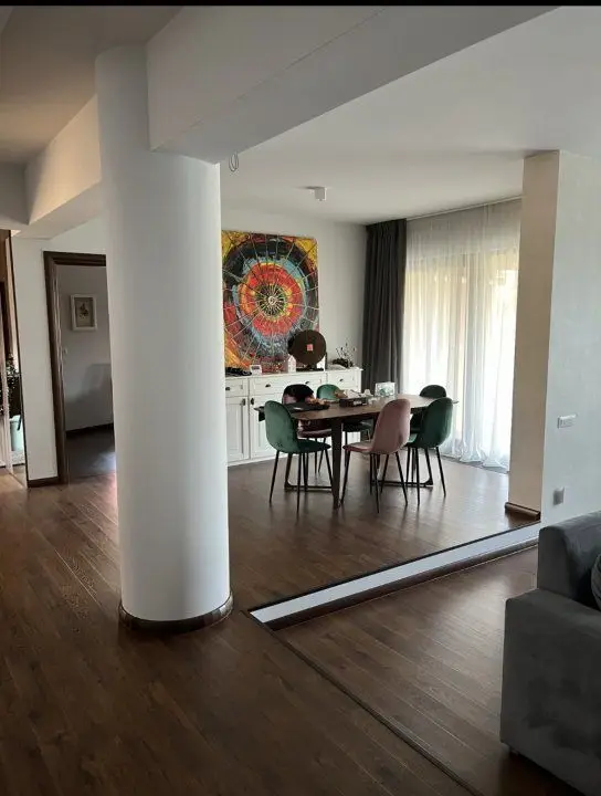 Casa /vila de vanzare - Militari zona Păcii
