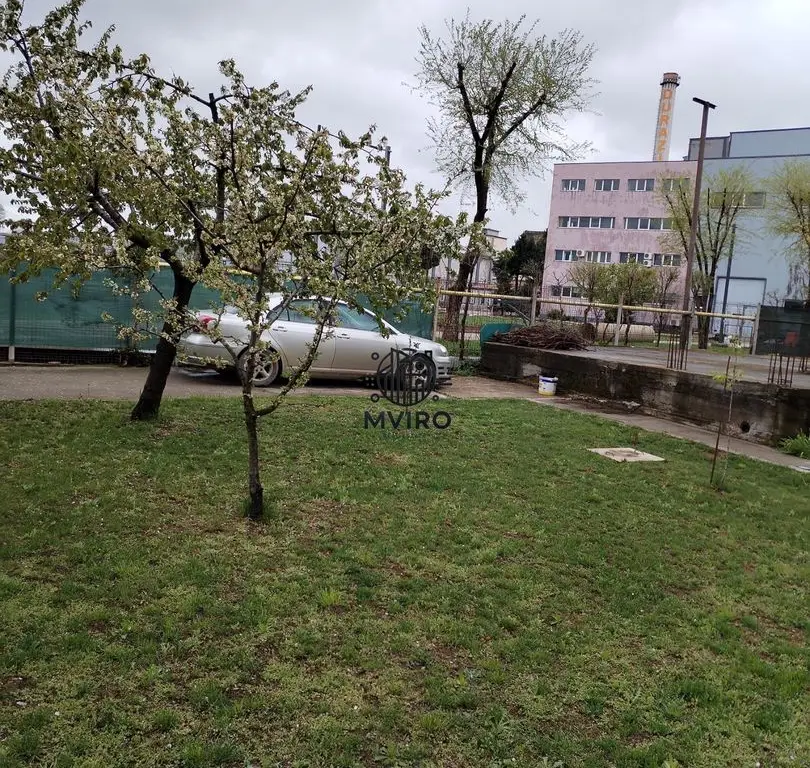 Casă de închiriat 3 camere + grădină, 2 locuri de parcare,