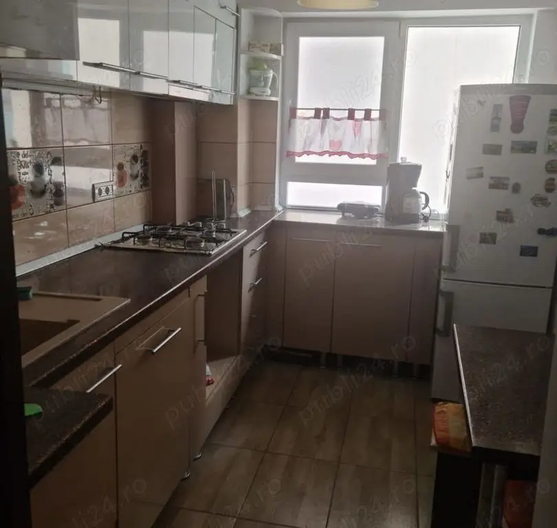 Vânzare apartament 4 camere Militari Veteranilor