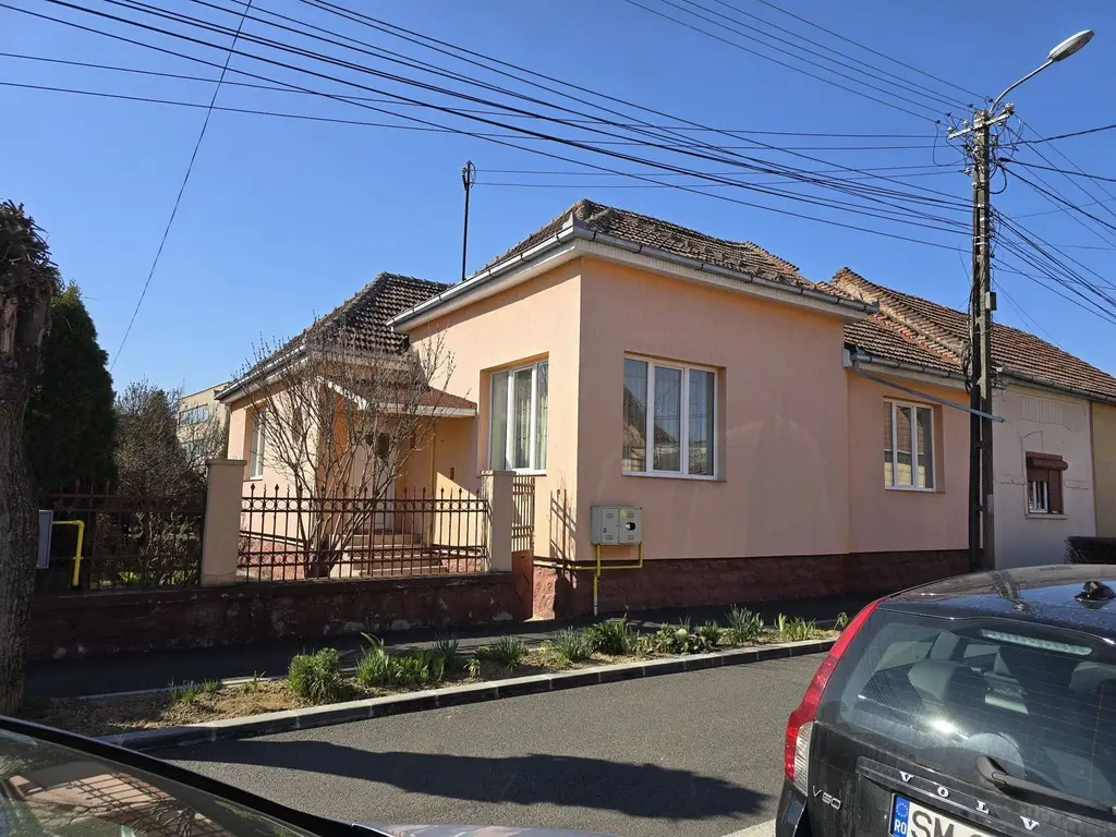 BRASADAS vinde casa 3 cam 120mp teren 7 ari zona Micro 17.