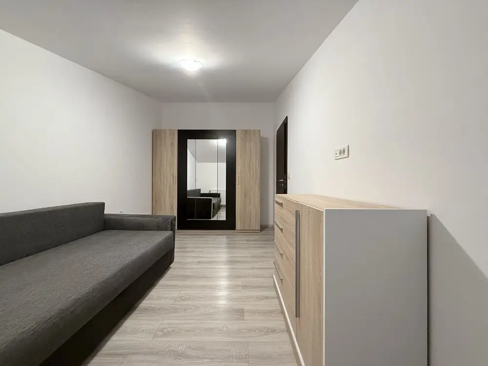 Proprietar 2 camere decomandate,bloc nou,prima inchiriere,zona Lipovei - Iulius Mall,mobilat