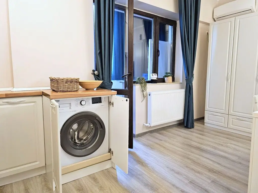 De vanzare apartament cu o camera etaj 8, Italian Residence, 69.000 euro