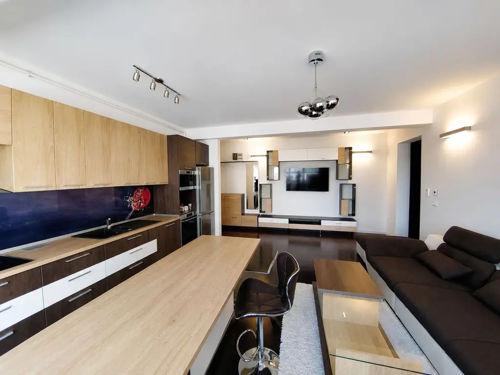 Apartament 2 camere | Prima închiriere | Zona Esso Gi