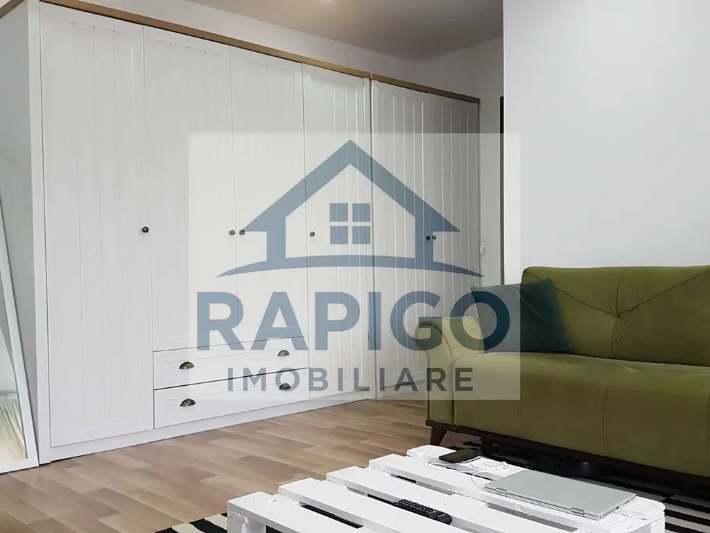 Apartament modern cu 3 camere de închiriat – la 5 minute de Iulius Mal