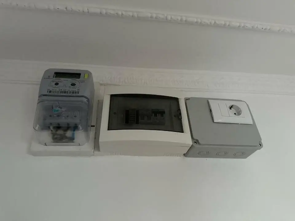 Vand apartament 4 camere Drumul Taberei Valea Argesului 2