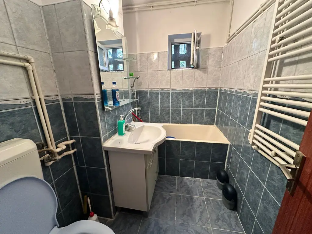 Apartament 2 camere, central, parter – Giurgiu