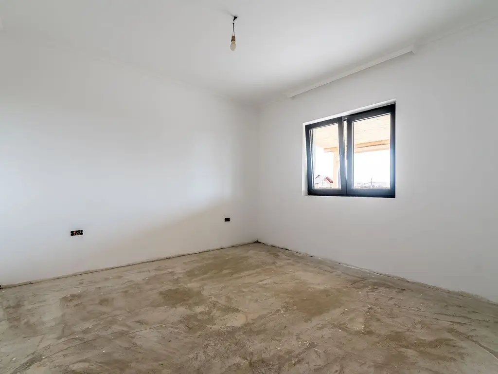 Casă nouă 4 camere, ideală pentru familie. Toate utilitățile