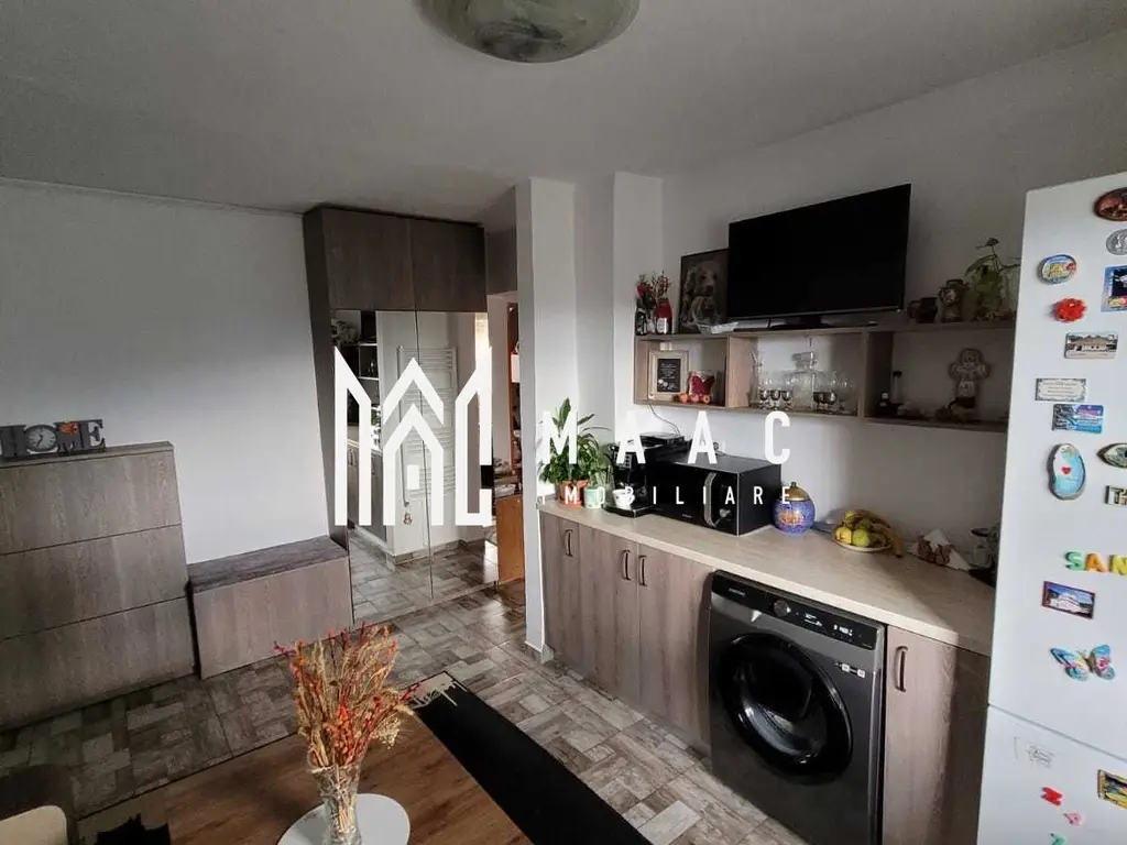 Apartament 3 camere | Decomandat | Balcon | Vasile Aaron