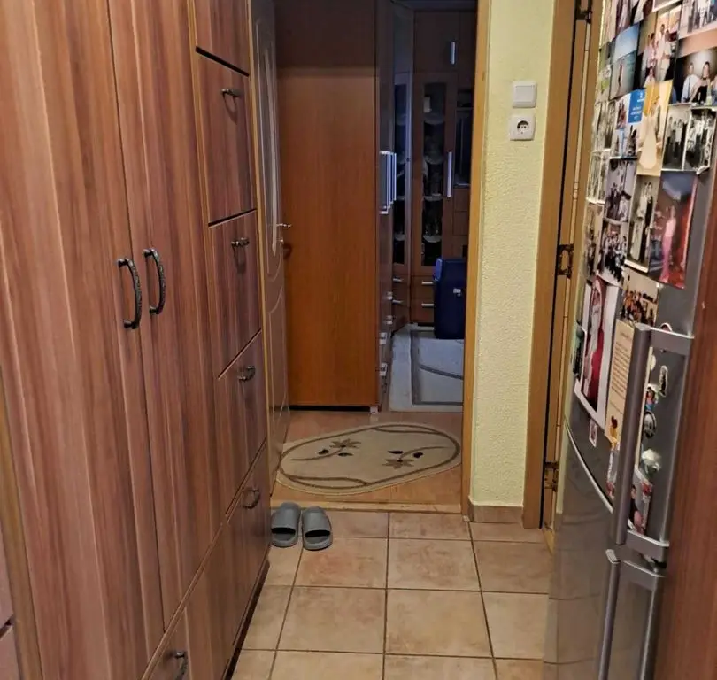 BRASADAS vinde ap cu 2 cam etaj 3/4 in 14 Mai.