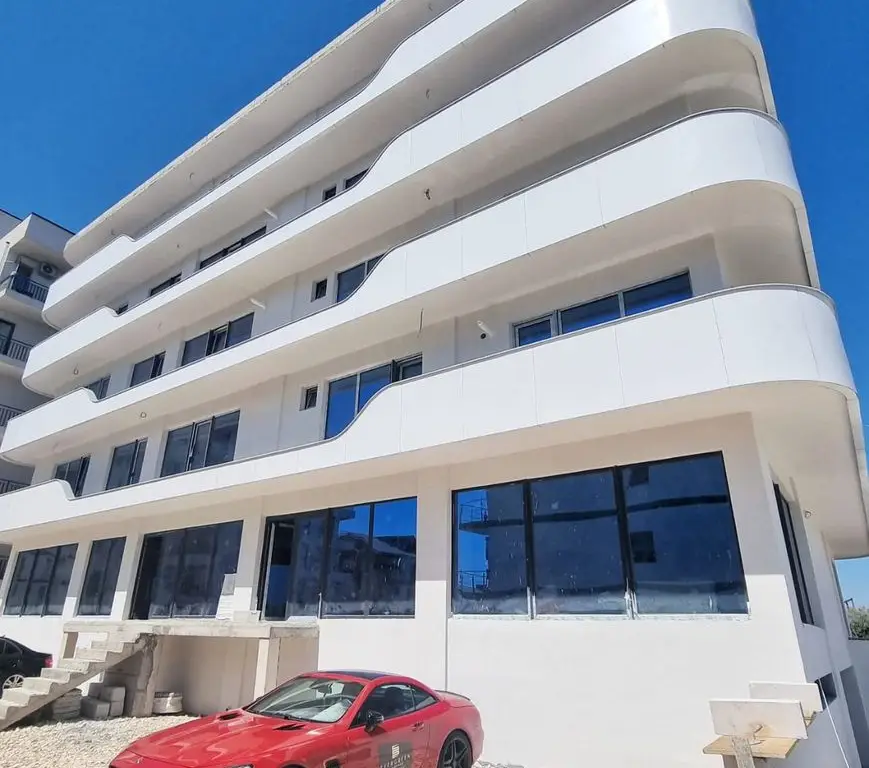 Apartamente cu vedere la mare