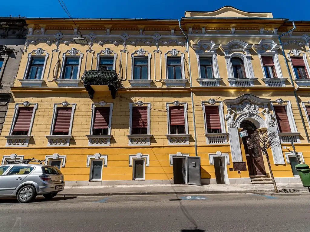 Spațiu comercial cu acces stradal, pe b-dul Decebal, ideal investiție