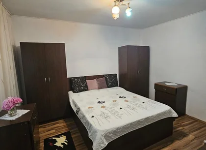 Casa si teren 3500 mp, Stefanesti - Golesti
