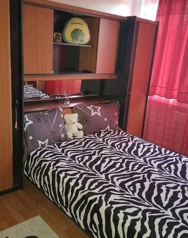 De inchiriez apartament mobilat doua camere in Tiglina 2, 420 E