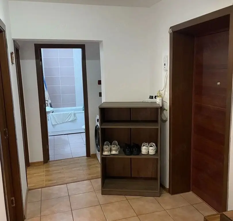 De inchiriat apartament 3 camere 84 mp, 3000 lei