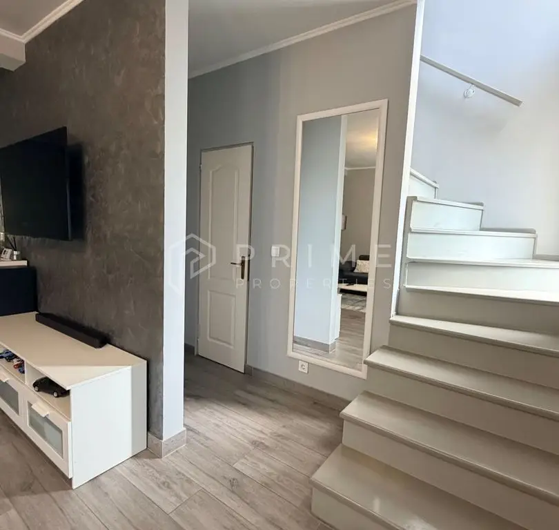 Duplex modern | Complet Mobilat și Utilat I Curte amenajată I Unirii