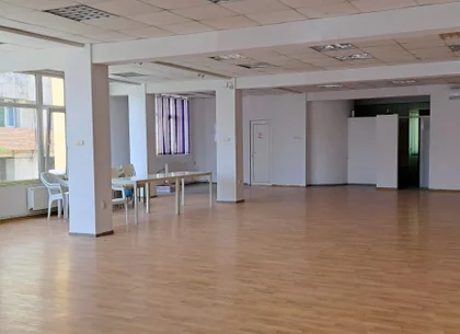 Inchiriere spatiu comercial-sala diverse Centru Pitesti
