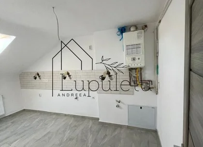 Apartament de vânzare | 3 camere | 67 MPU | Mansardă (4/4)