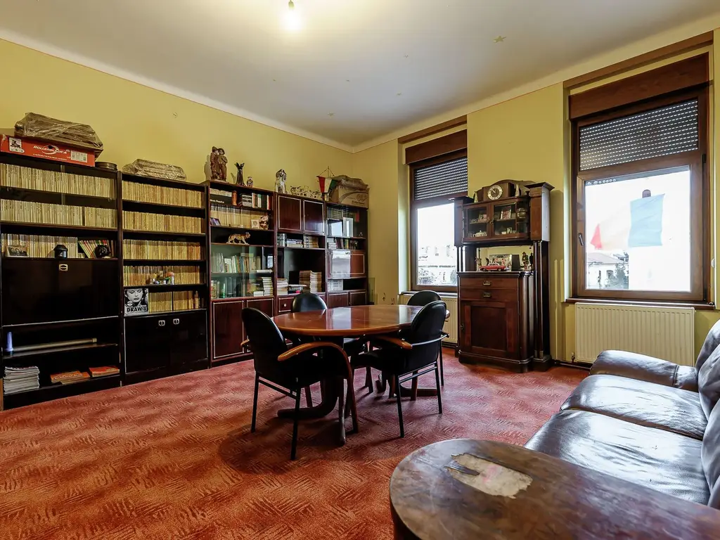 Apartament în Piața Catedralei, 93 mp utili.