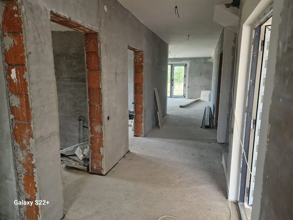 Ag EUROPA vinde casa NOUA individuala în MARTINESTI