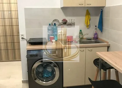 Garsoniera zona Dacia et. 1 12mp - 35500 euro