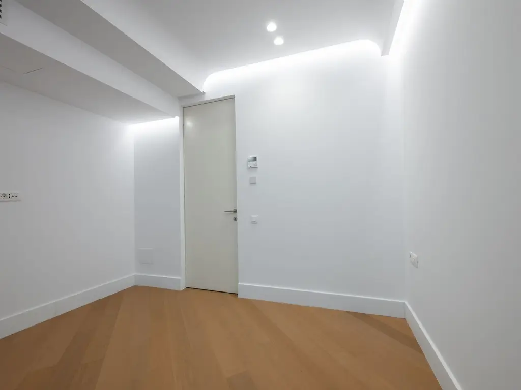 CORTINA 126 | Apartament exclusivist | Vedere libera | 2,900 Eur/mpc | LUX