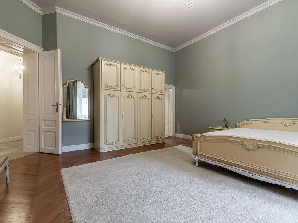 Apartament spatios cu 3 camere de LUX pe Metianu Comision 0