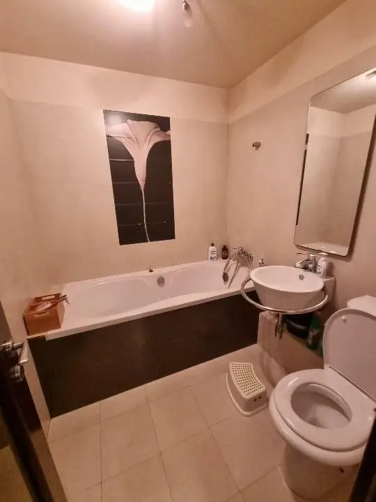 Proprietar vanzare apartament trei camere mobilat/utilat Calea Calarasi, sect 3