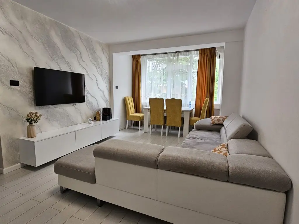 Inchiriez apartament 3 camere – Tiglina 3, etaj 1, mobilat si utilat