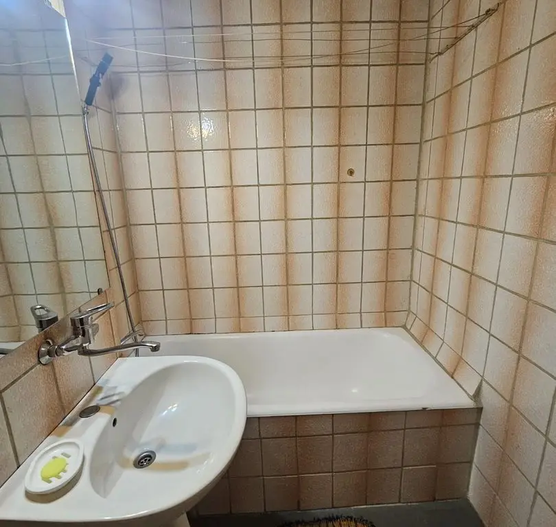 2 camere, etaj 2 Eremia