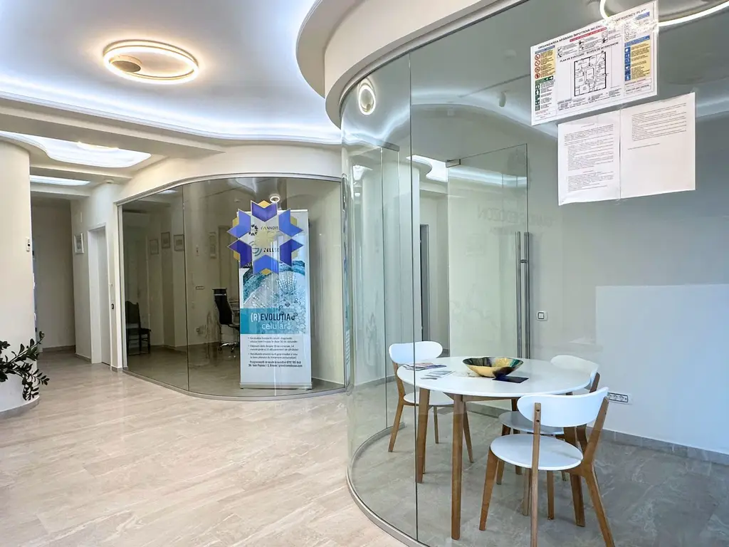 De vânzare Centru Medical Multifuncțional 196 mp zona Coresi