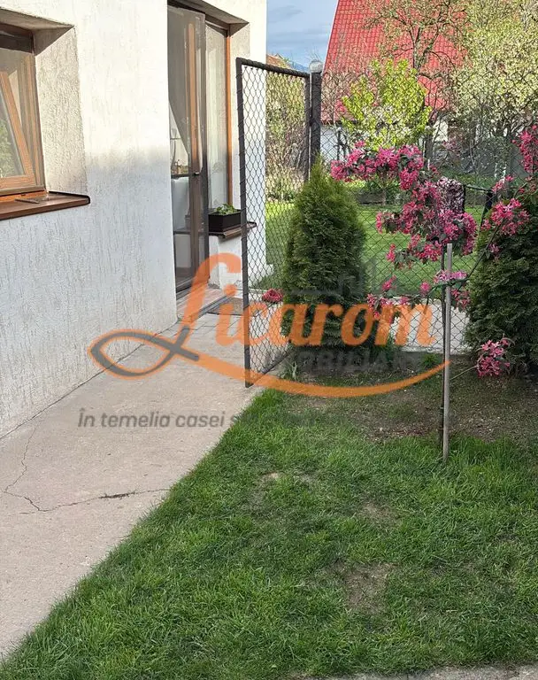 Proprietate saseasca cu 2 corpuri de casa, Comuna Vulcan,Brasov.
