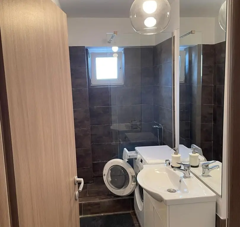 Apartament cu o camera – Faleza Dunarii, langa Union Jack