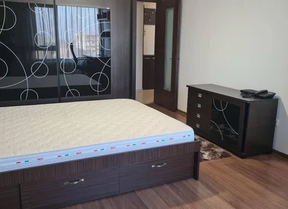 De inchiriat apartament cu 2 camere, bloc Vega, str. Tecuci, 550 euro