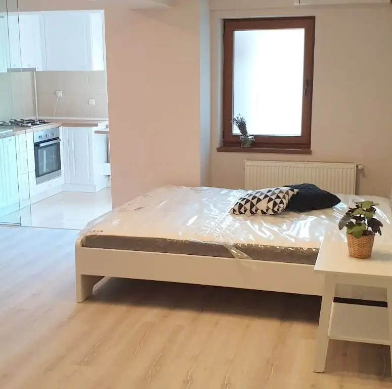 Apartament cu 1 cameră de închiriat – Complex Privilege, Galați, 360 euro