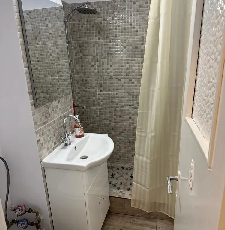 Inchiriere apartament 3 camere