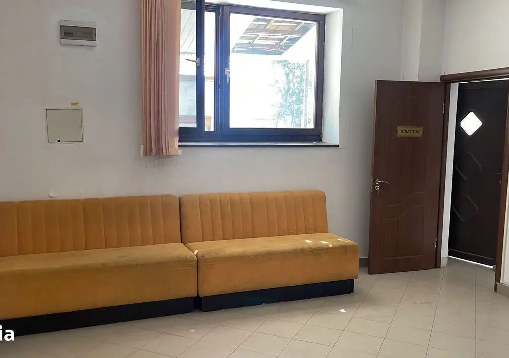 BRASADAS vinde Apt / Sp comercial + curte, zona Titulescu.