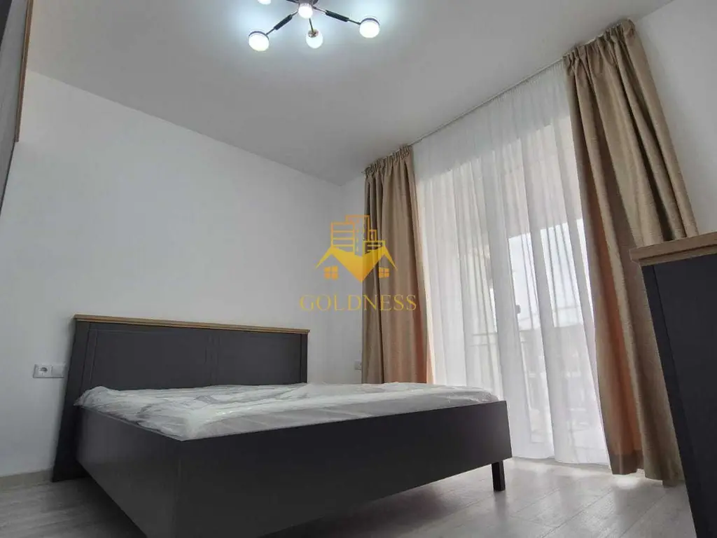 3 camere open space, parcare, 2 balcoane, Zona Centrala, Piata Abator
