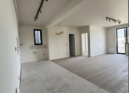 BRASADAS vinde ap 2 cam Central Loc de Parcare Bloc nou
