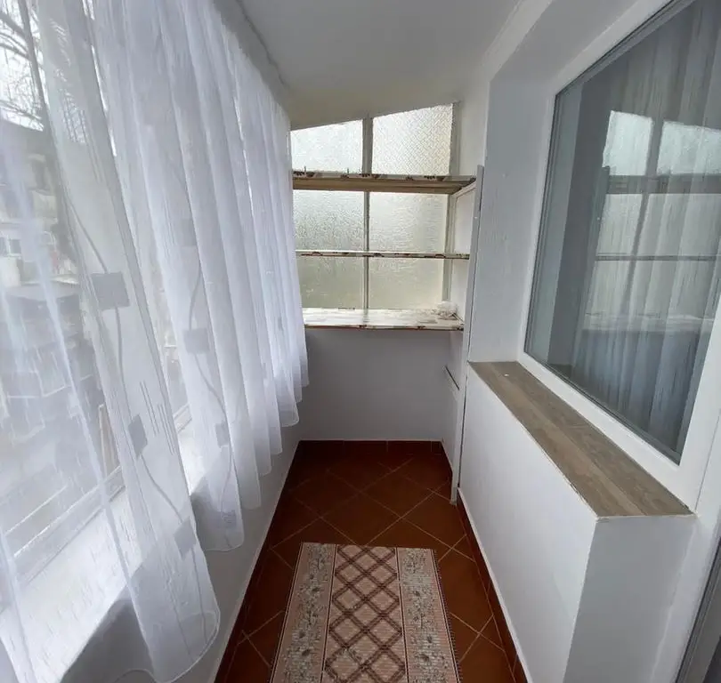De vanzare apartament cu 2 camere mobilat si utilat, Micro 38, etaj 3