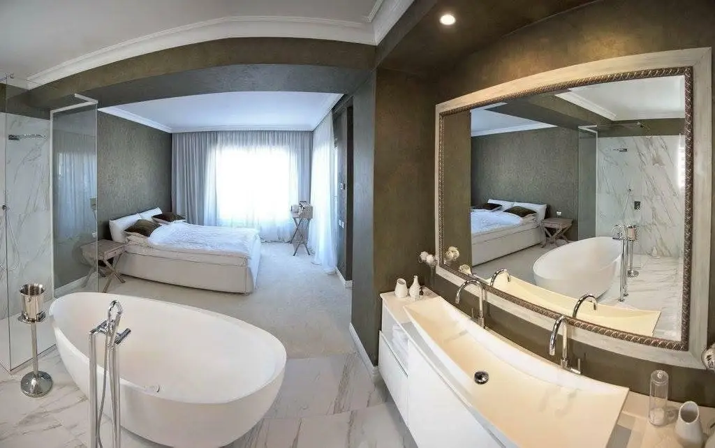 Proprietar vand apartament penthouse 5 camere